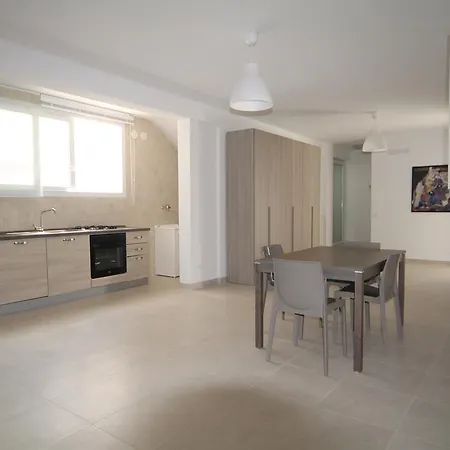 Zen Apartment